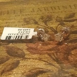 14k White gold 1/3ct Diamond earrings with tags.